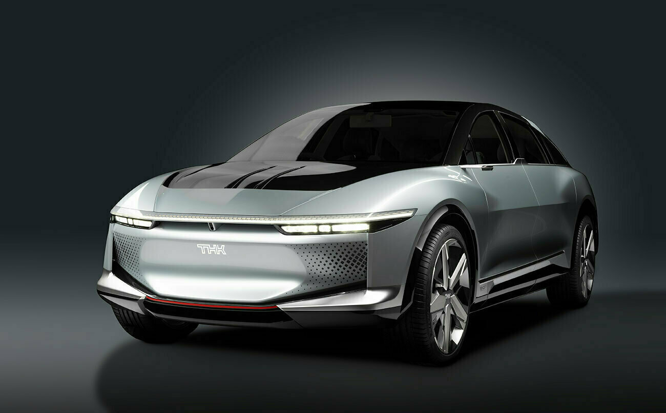 LSR-05 is a crossover four-seater coupe with a dynamic and elegant exterior. Total length: 4995 mm, total width: 1965 mm, total height: 1530 mm