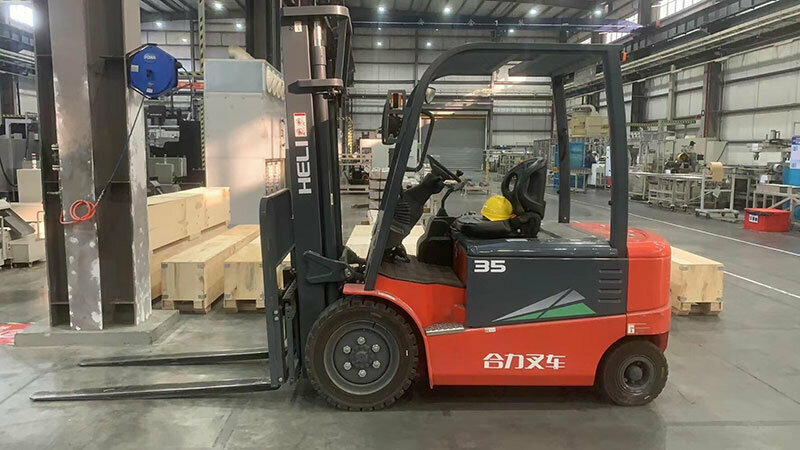 Updated electric forklift