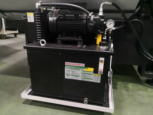Inverter type hydraulic equipment
