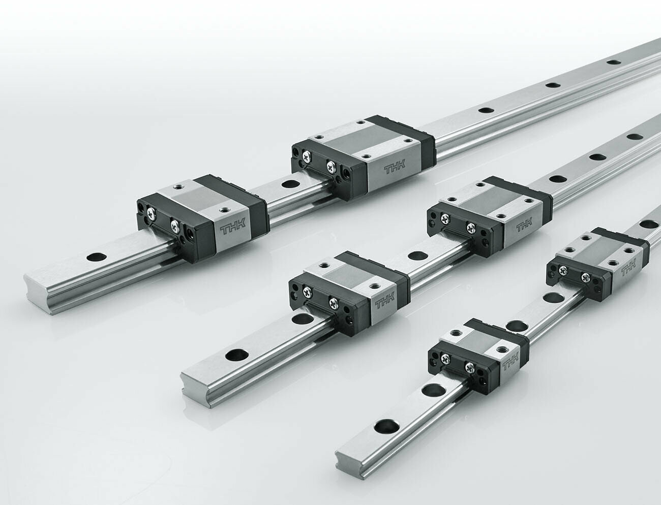 the Rapid-Acceleration and Low-Sliding Resistance Miniature LM Guide (Model AHR)